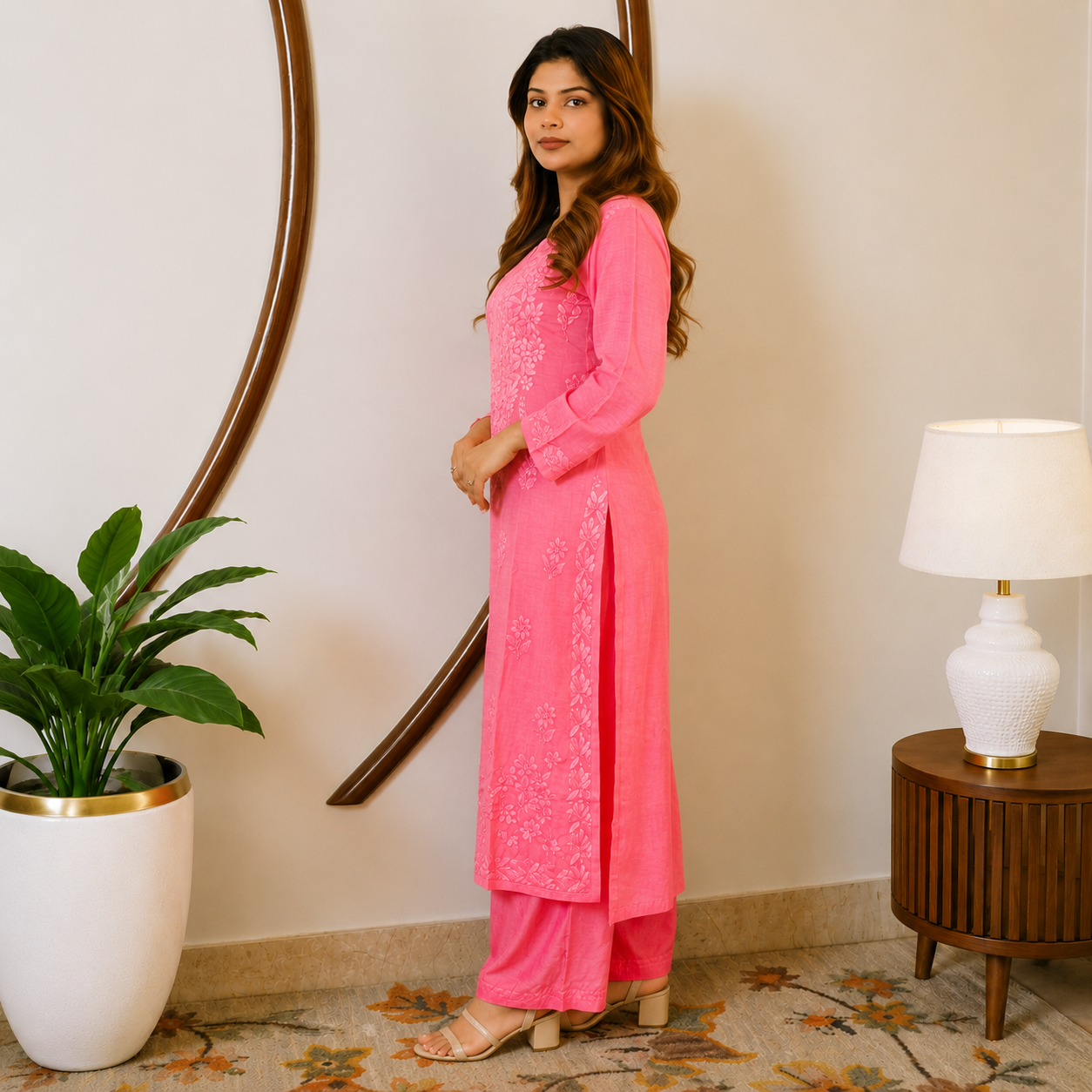 Gulabi Noor (Masleen Chikan Kurta Set)