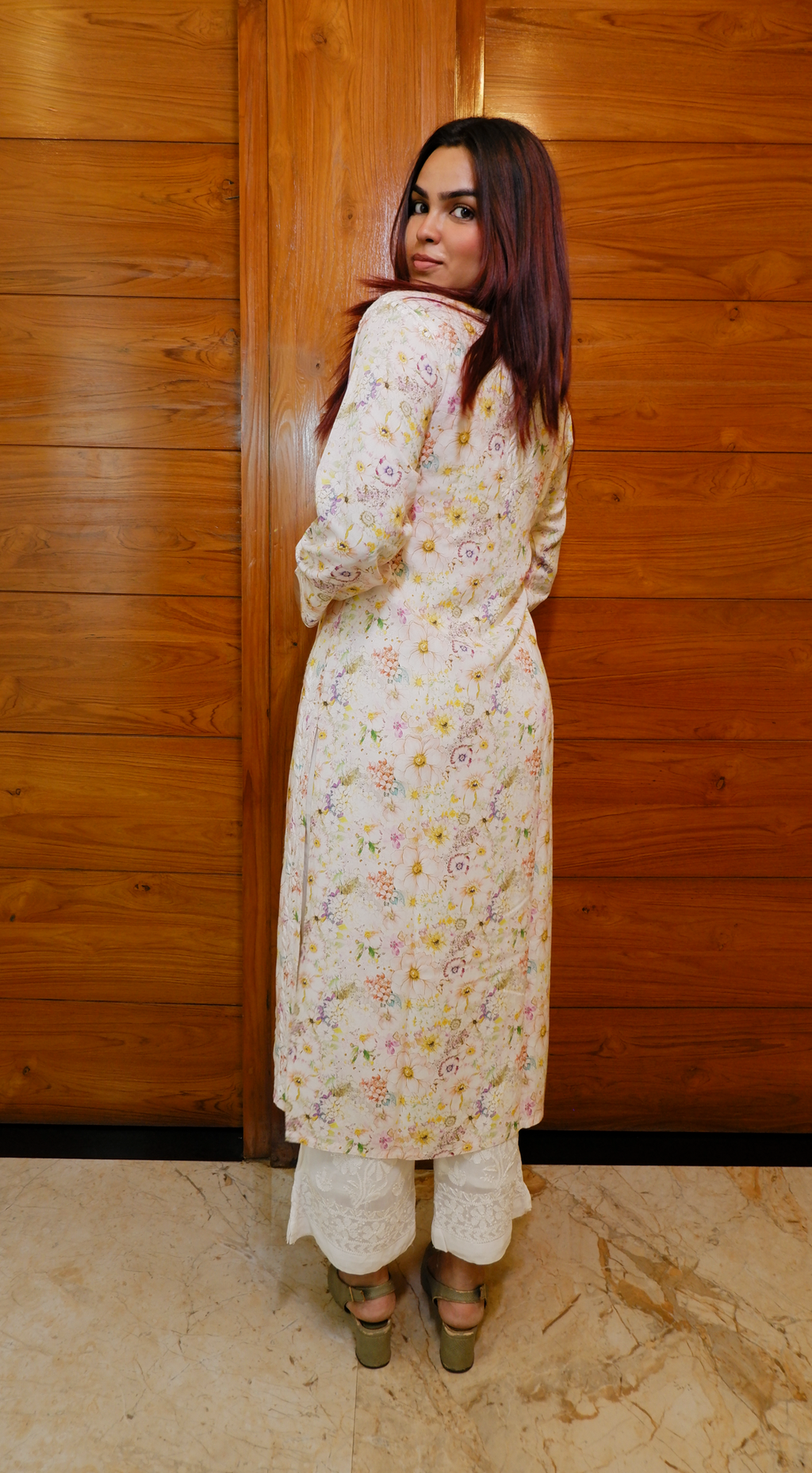 Ivory Garden (Modal Chikan Kurti)