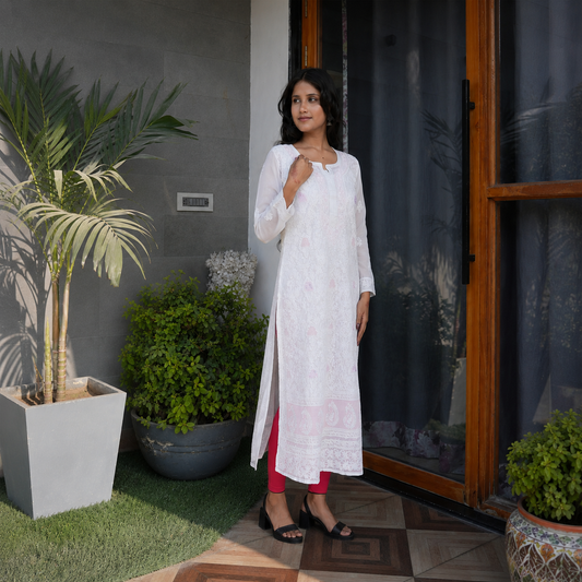 Classic White Straight Kurti with Minimal Detailing