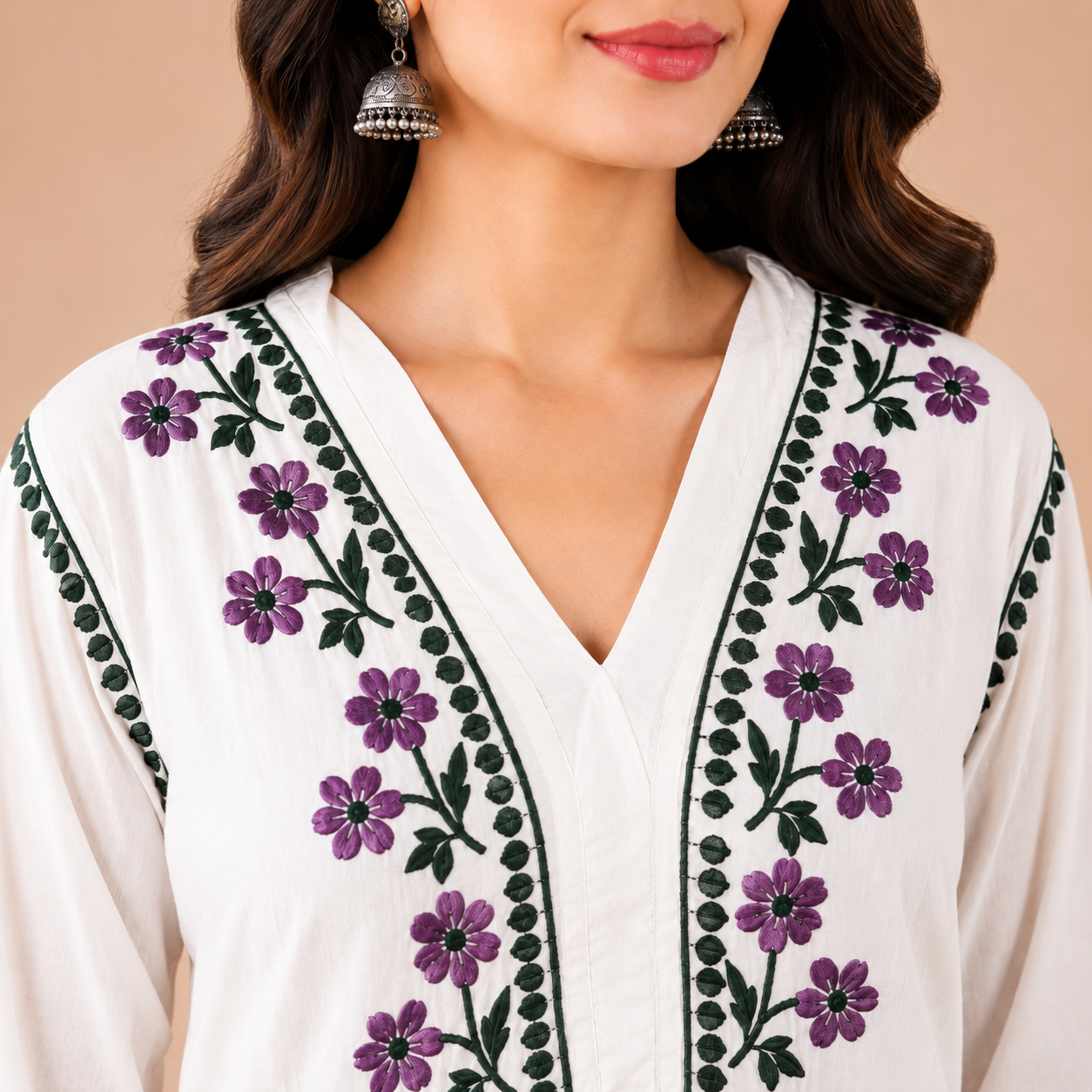 Women's White Rayon Chikankari Kurti | Rajvithi