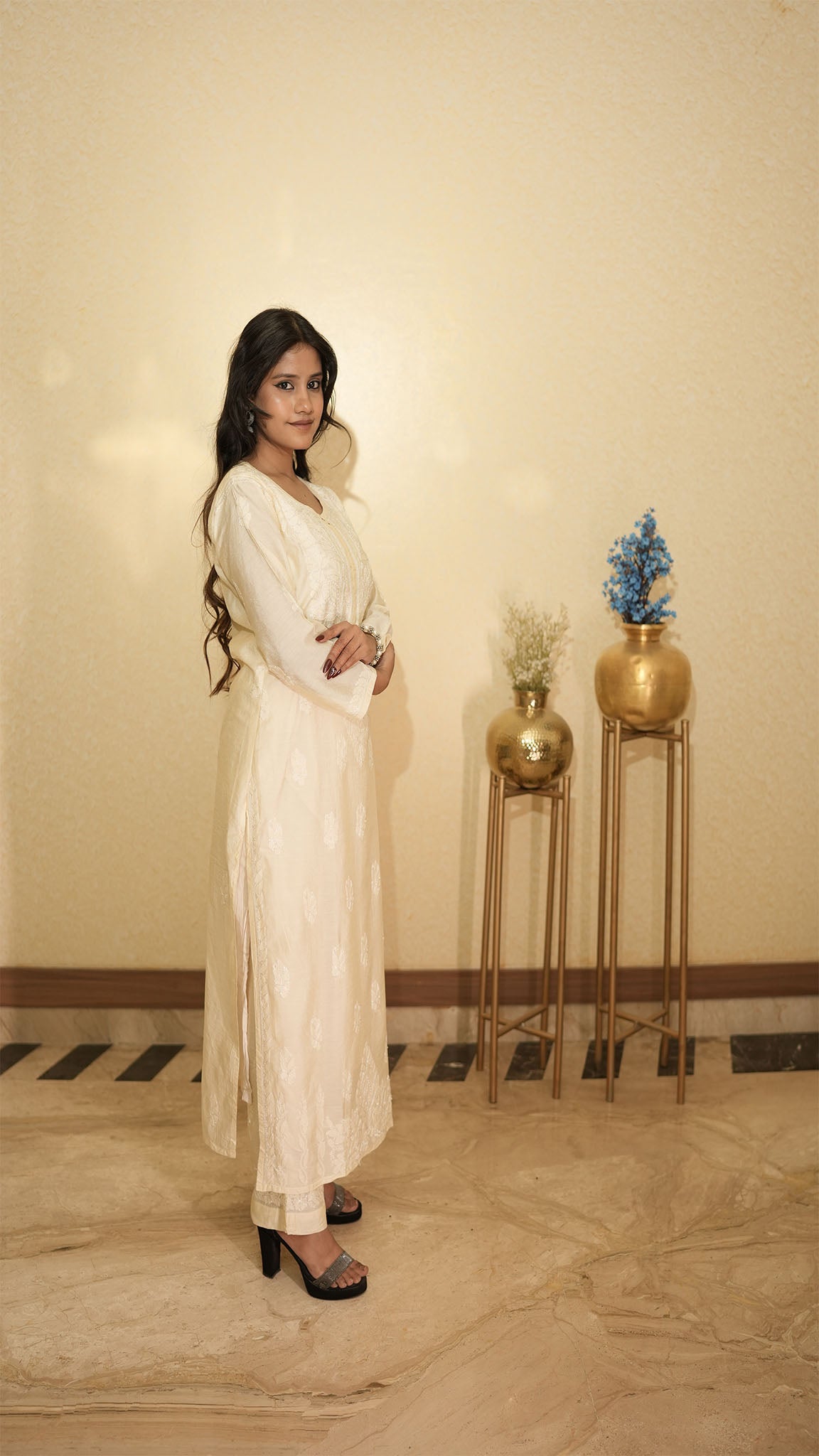 Ivory Elegance Embroidered Kurti Set