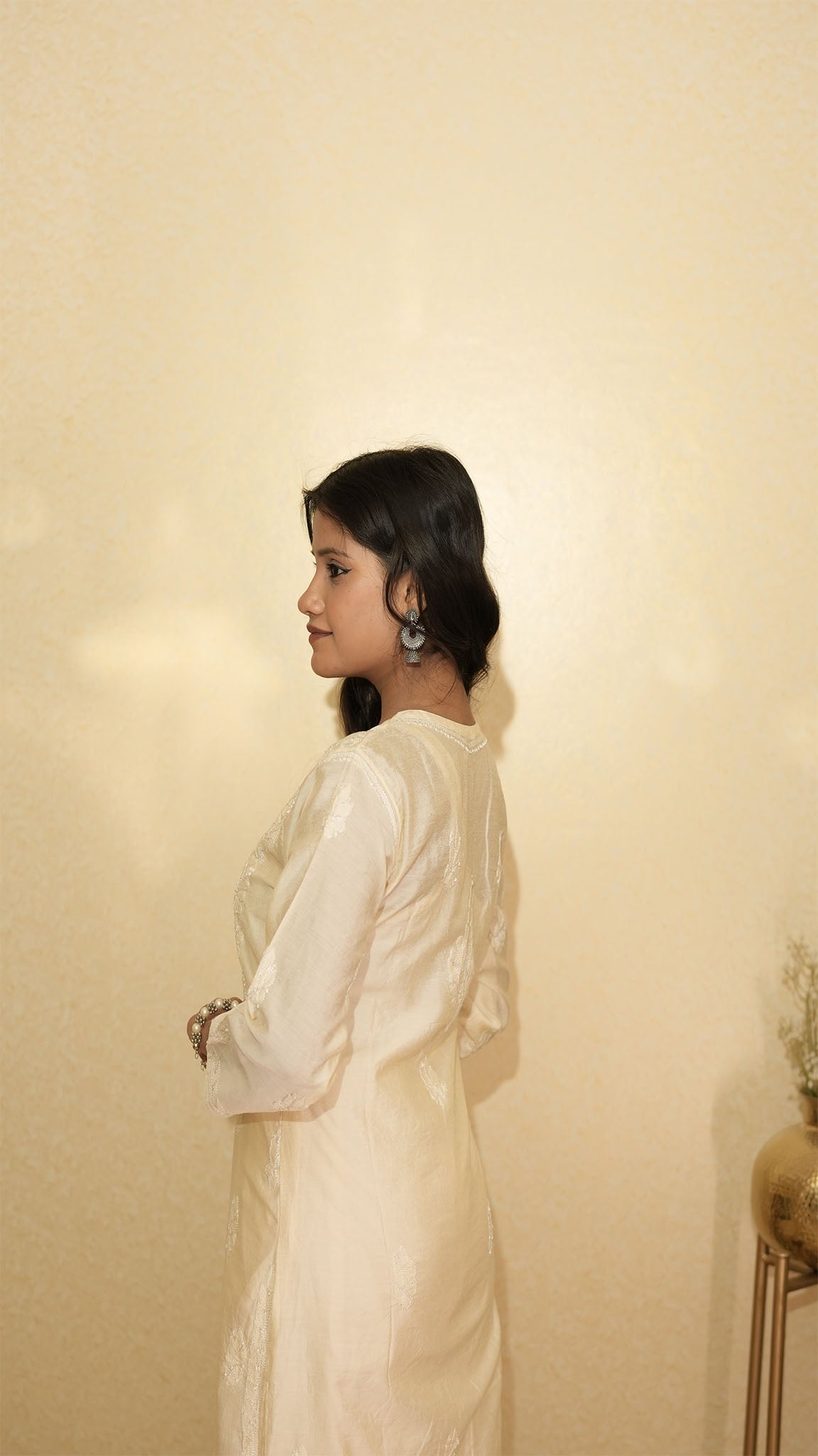 Ivory Elegance Embroidered Kurti Set