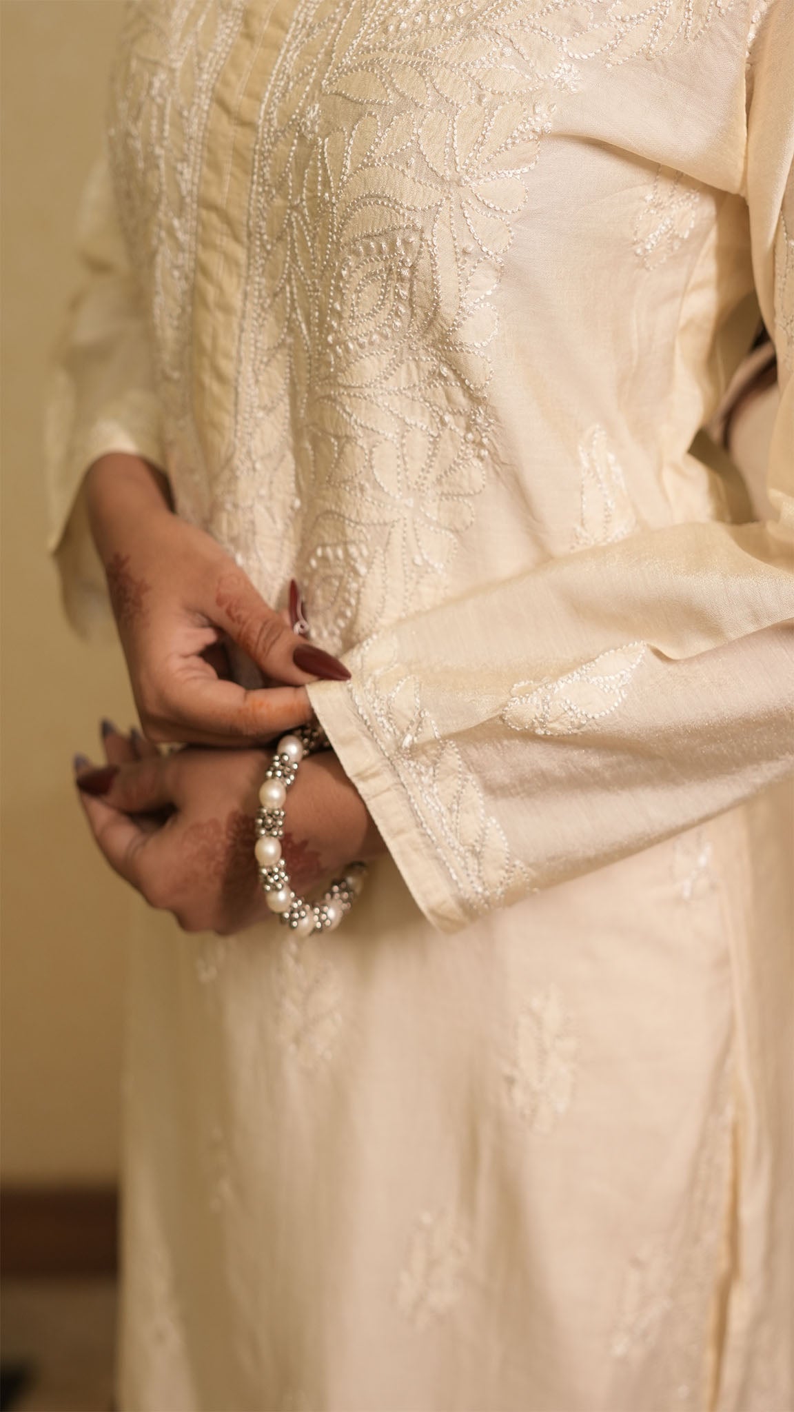 Ivory Elegance Embroidered Kurti Set