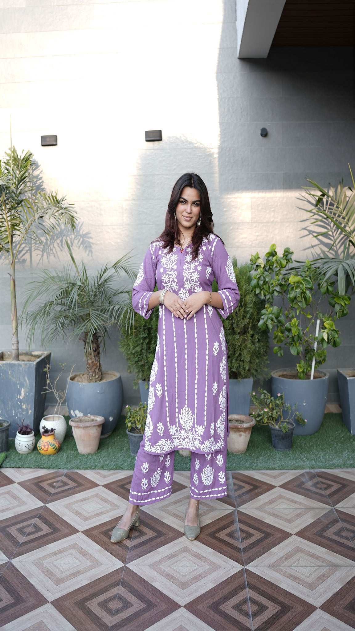 Noor-e-Chikan (Modal Chikan Kari Kurta &amp; Pant Set)