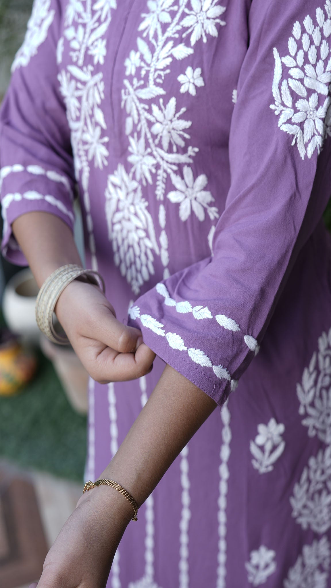 Noor-e-Chikan (Modal Chikan Kari Kurta &amp; Pant Set)